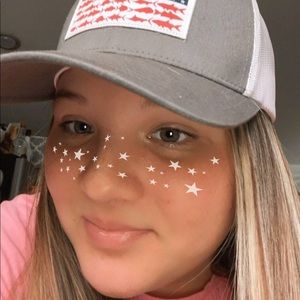 Meet your Posher, Macy